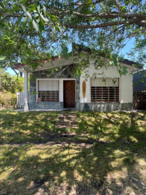 Comoda casa en Pinamar Centro